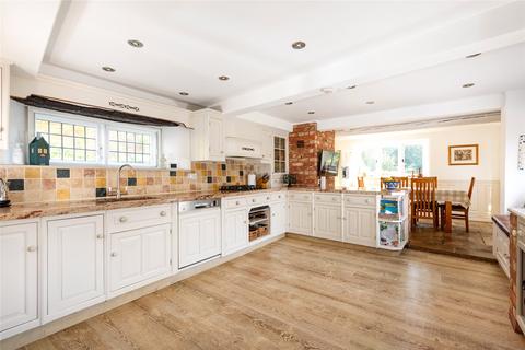 4 bedroom detached house for sale, Sutton Street, Flore, Northampton, Northamptonshire, NN7