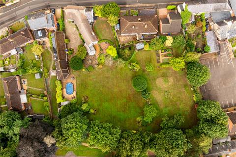 4 bedroom detached house for sale, Sutton Street, Flore, Northampton, Northamptonshire, NN7