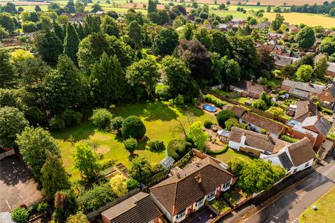 4 bedroom detached house for sale, Sutton Street, Flore, Northampton, Northamptonshire, NN7