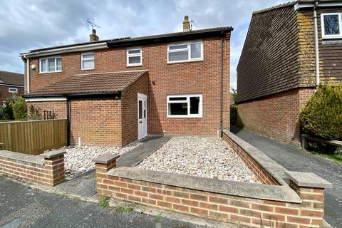 30 Ash Close, Eastbourne, BN22 0UR