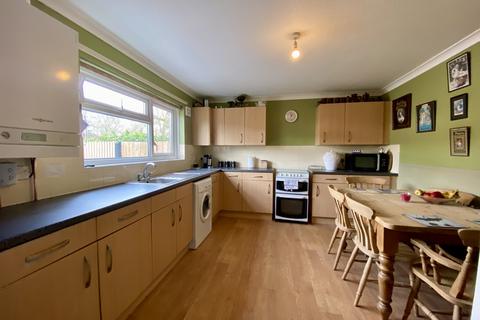 30 Ash Close, Eastbourne, BN22 0UR