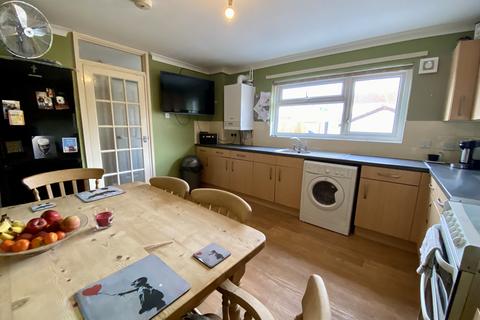 30 Ash Close, Eastbourne, BN22 0UR