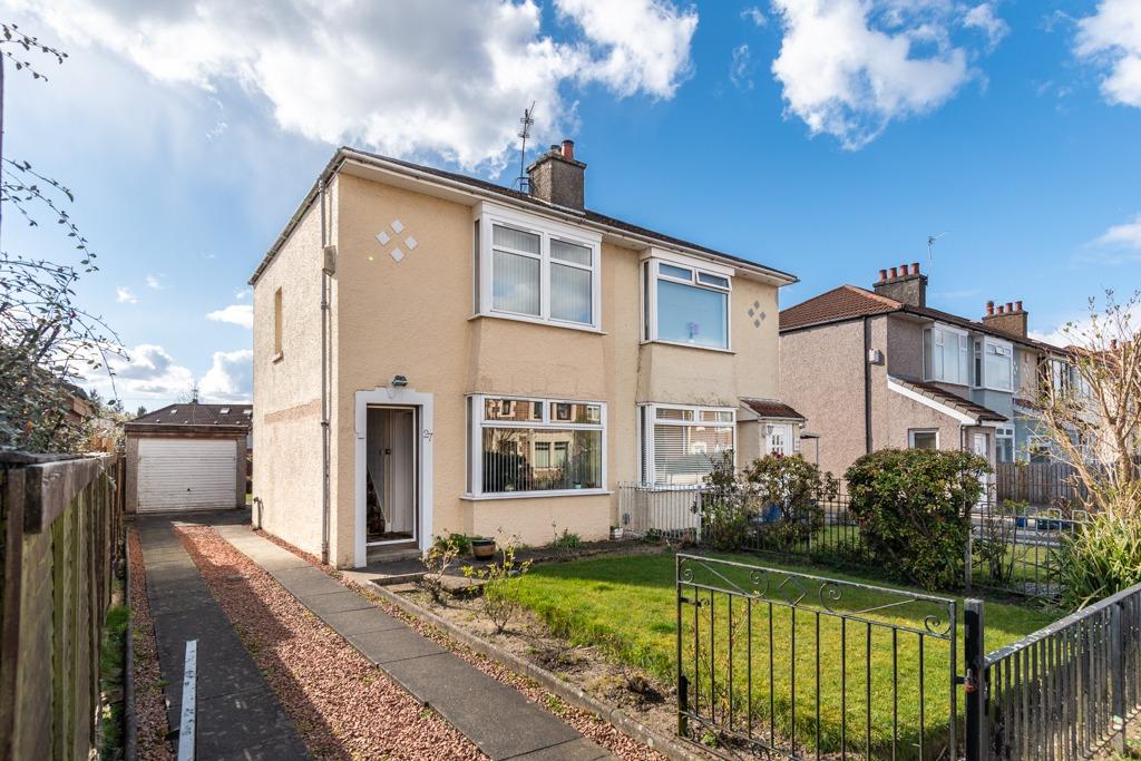 Dalgarroch Avenue, Yoker, Glasgow... 2 bed semidetached house £125,000