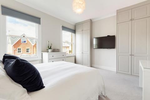 35 Pemberton Road, East Molesey, KT8 9LG