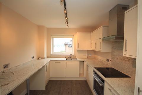 2 bedroom apartment to rent, Grosvenor Drive Maidenhead Riverside