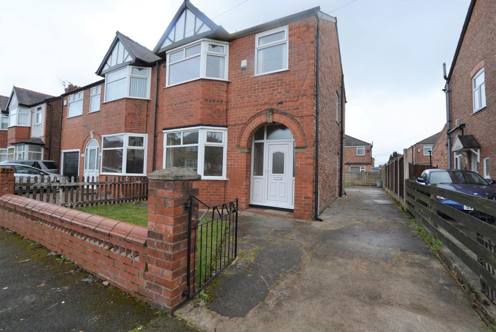 Moss Park Road Stretford M32 3 bed semi-detached house - £1,150 pcm (£ ...