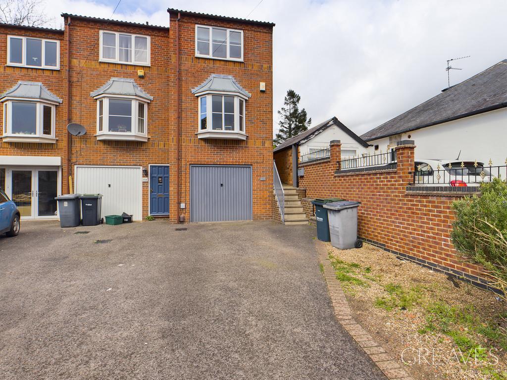 Redland Grove, Carlton, Nottingham 2 bed townhouse £190,000