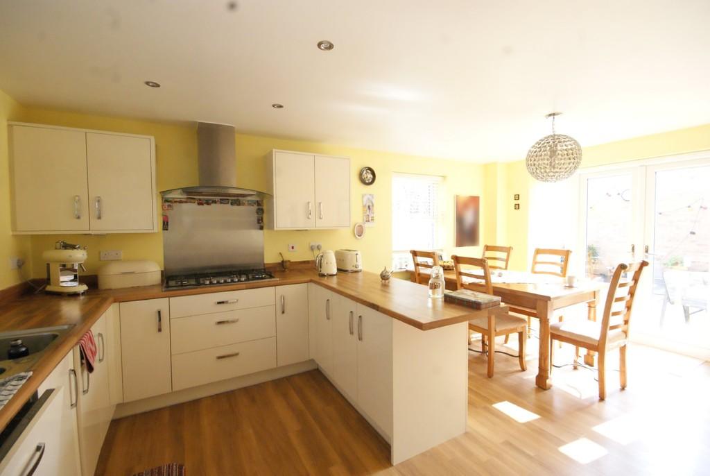 Livia Avenue, North Hykeham, Lincoln 4 bed detached house £415,000