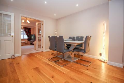 4 Davall Close, Ramsey, Harwich, CO12 5EZ