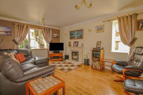 85 Lacock Gardens, Hilperton, Trowbridge, BA14 7TG