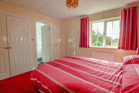85 Lacock Gardens, Hilperton, Trowbridge, BA14 7TG