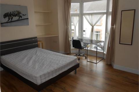 5 bedroom house share to rent - Richardson Street, Sandfields, Swansea,