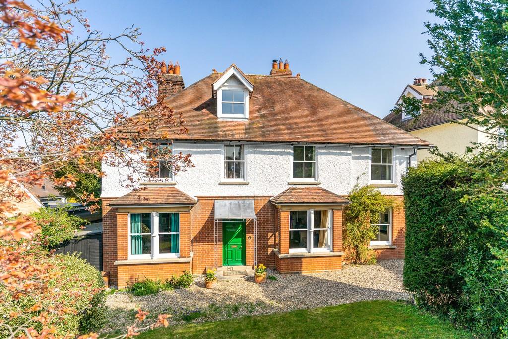 Borough Lane, Saffron Walden 6 bed detached house £1,500,000