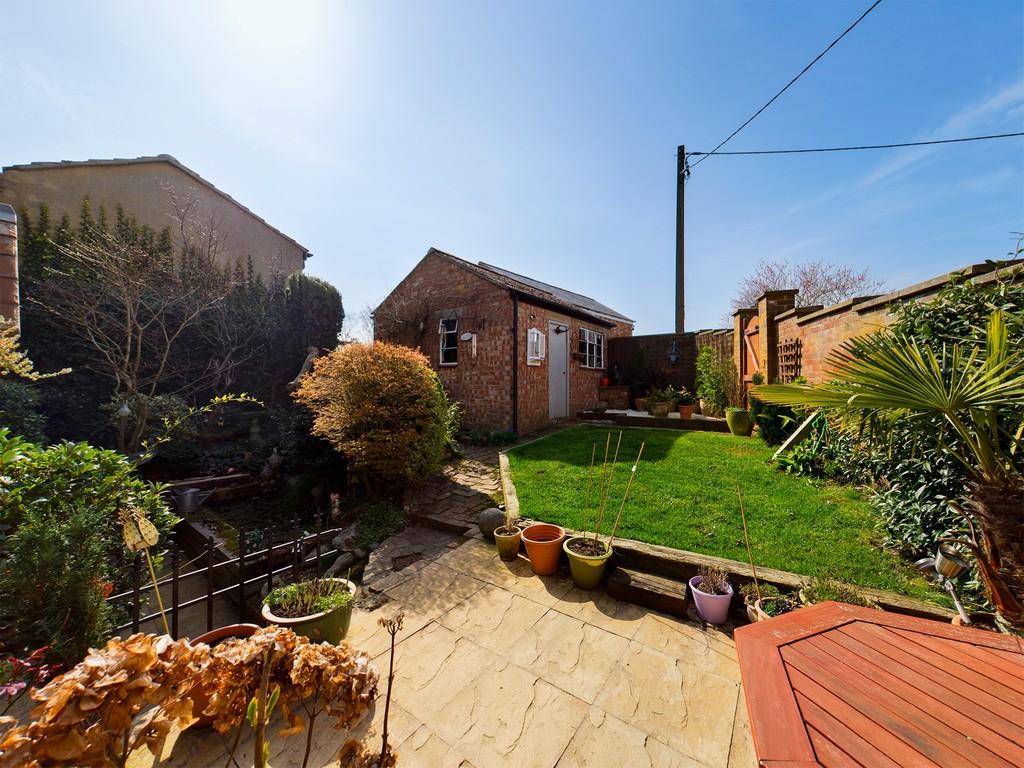 Watling Street West, Fosters Booth 2 bed cottage £270,000