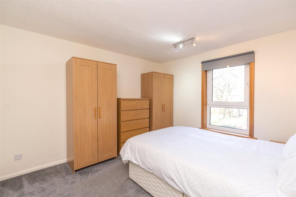Bedroom 1 Alt