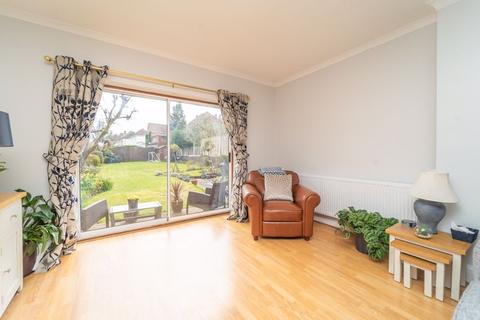 106 Finchfield Lane, Wolverhampton, WV3 8EU