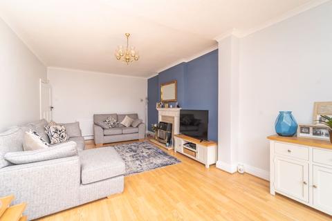 106 Finchfield Lane, Wolverhampton, WV3 8EU
