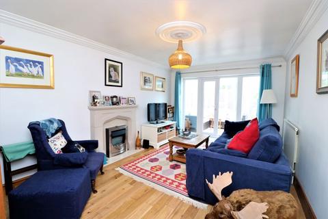16 Knights Hill, Walsall, WS9 0TG
