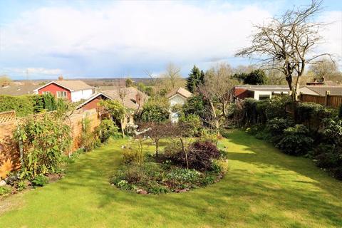 16 Knights Hill, Walsall, WS9 0TG