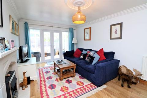 16 Knights Hill, Walsall, WS9 0TG