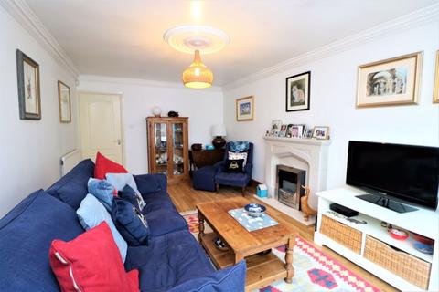 16 Knights Hill, Walsall, WS9 0TG