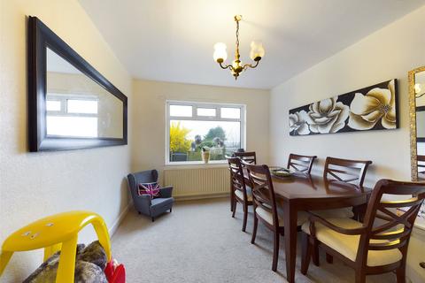 78 Windermere Road, Bradford, BD7 4BB