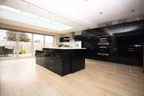 40 Bennets Lane, Wirral, CH47 7AZ