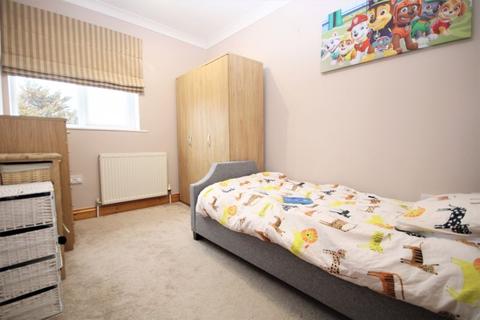 40 Bennets Lane, Wirral, CH47 7AZ