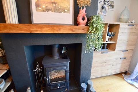 3 Hall Close, Empingham, Oakham, LE15 8PE