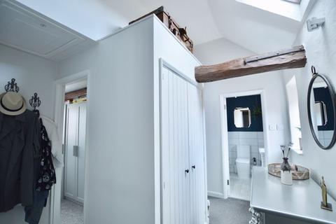 3 Hall Close, Empingham, Oakham, LE15 8PE