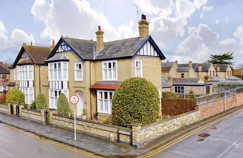 Avenue Road, St. Neots, Cambridgeshire. 4 bed character property £775,000
