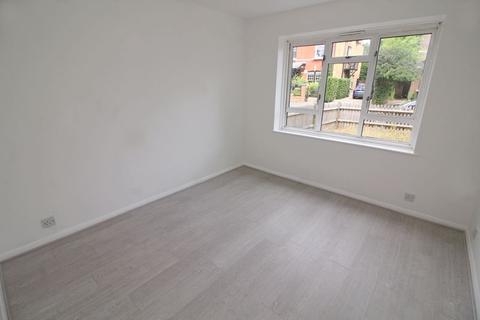 Flat 1, 20 Spencer Road, South Croydon, CR2 7EH