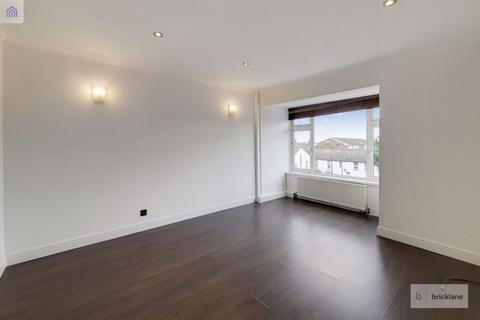 2 bedroom apartment to rent - Osborne Gardens, Thornton Heath