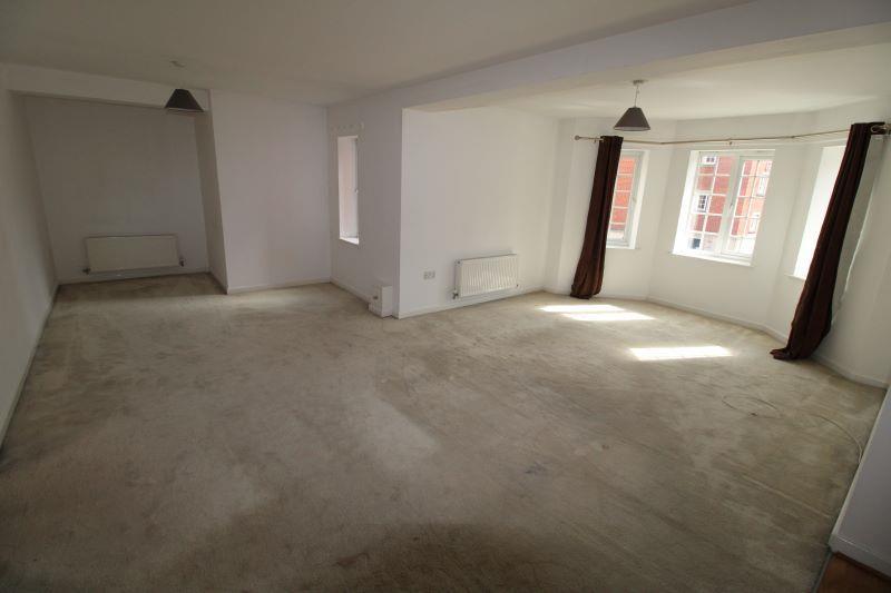 Columbus Avenue, Brierley Hill 2 bed apartment for sale £135,000