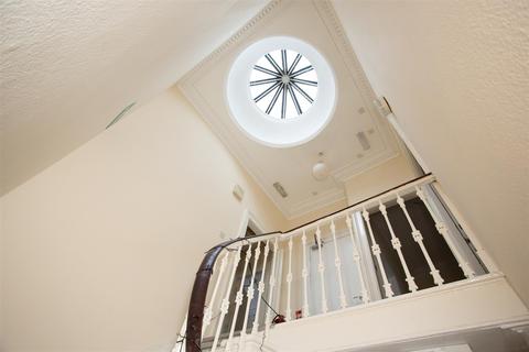 11 Springfield, Dundee, DD1 4JE