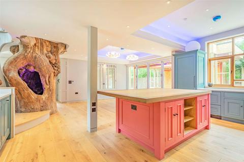 6 bedroom detached house to rent, Madingley Road, Cambridge, CB3