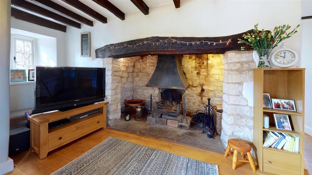 Baytree-Cottage-Living-Room.jpg