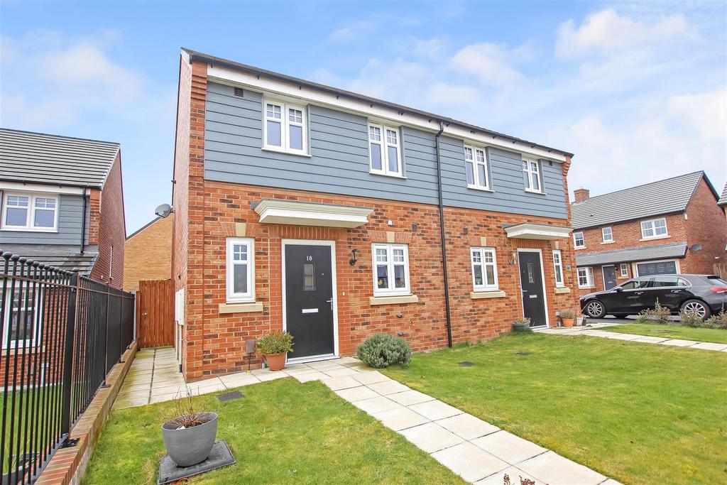 Goosepool Way, Middleton St. 3 bed semidetached house £210,000