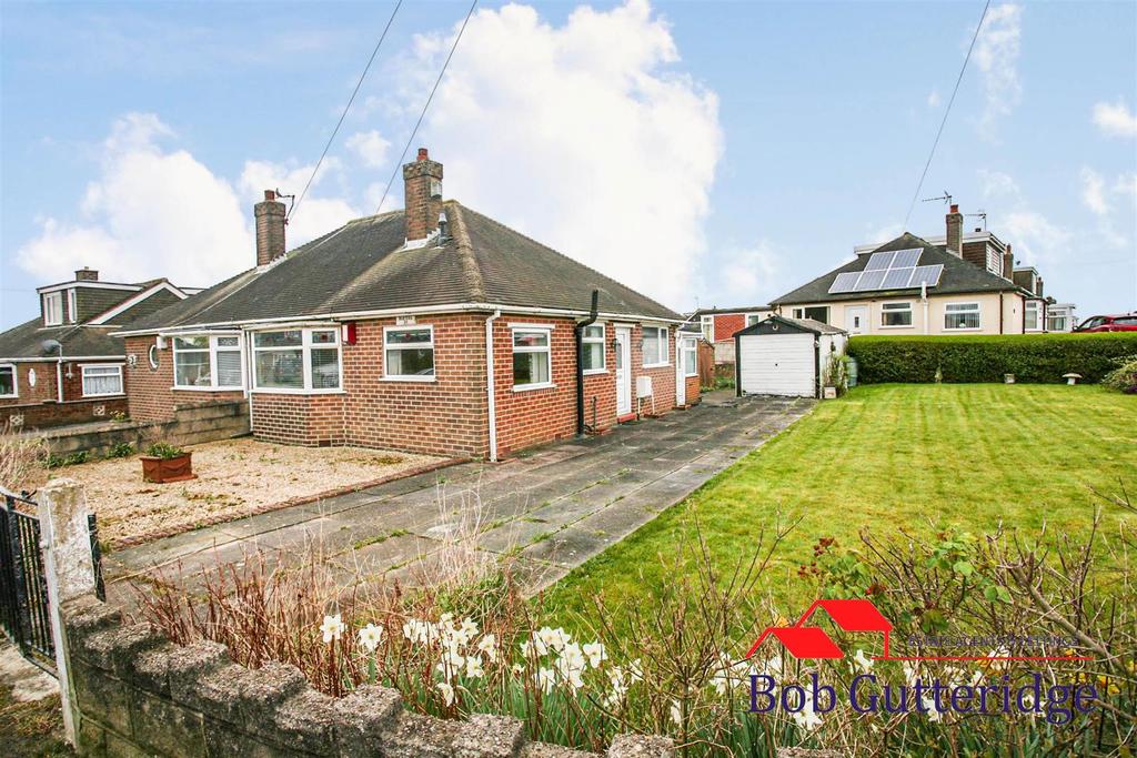 Fearns Avenue, Bradwell, Newcastle 2 bed semidetached bungalow £170,000