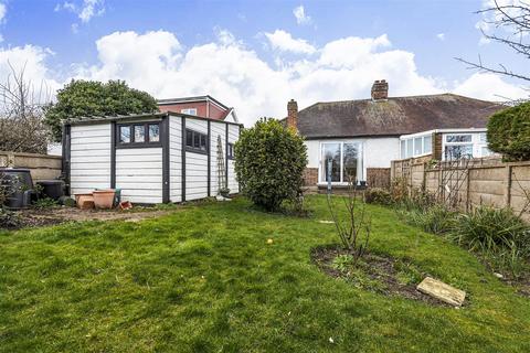 160 Seaforth Gardens, Epsom, KT19 0NW
