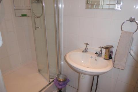 29 Ravensdale Road, Hounslow, TW4 7EU
