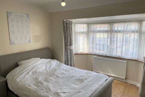 29 Ravensdale Road, Hounslow, TW4 7EU