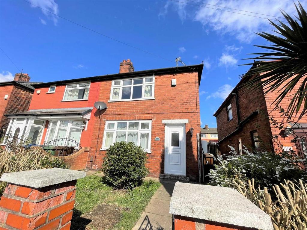 Laxey Crescent, Leigh 3 bed semidetached house for sale £135,000