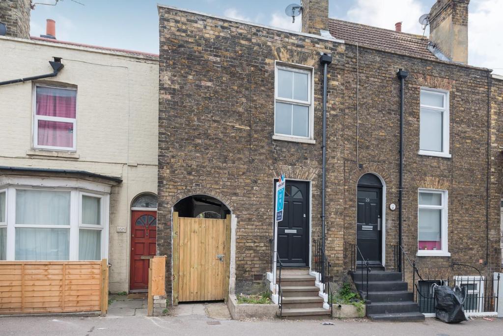 Hereson Road, Ramsgate 2 bed terraced house £205,000