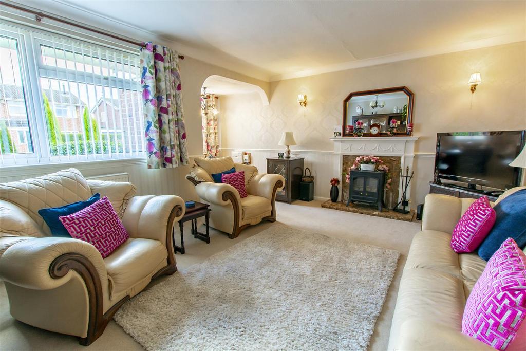 Broadfields, Calverton 3 bed detached bungalow £260,000