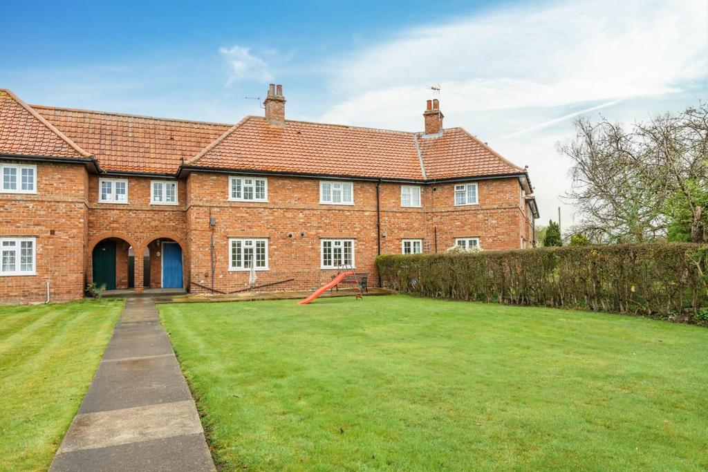 Hawthorn Terrace, New Earswick, York 4 bed terraced house £325,000