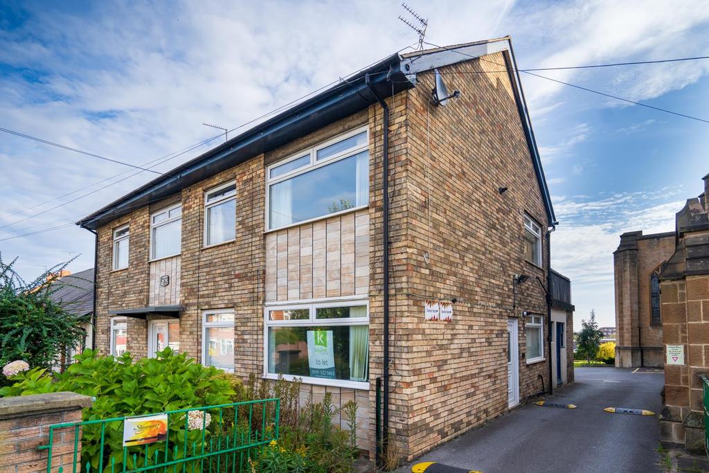 St. Gabriels Avenue, Sunderland 2 bed flat £525 pcm (£121 pw)