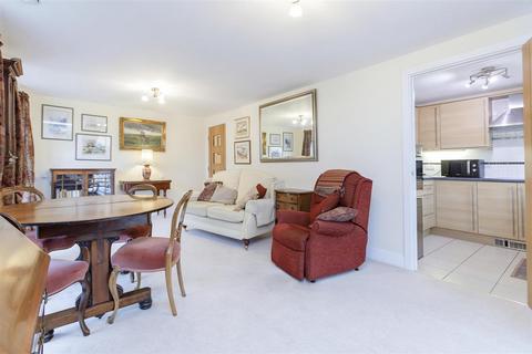 2 bedroom apartment for sale, Glenhills Court, Little Glen Road, Glen Parva, Leicester, LE2 9DH