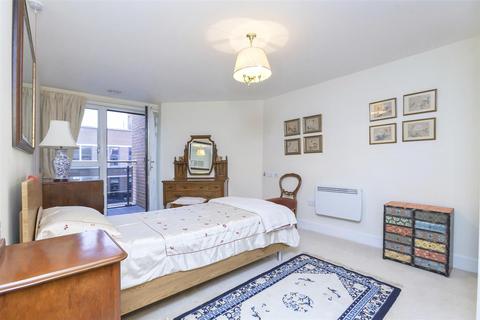 2 bedroom apartment for sale, Glenhills Court, Little Glen Road, Glen Parva, Leicester, LE2 9DH