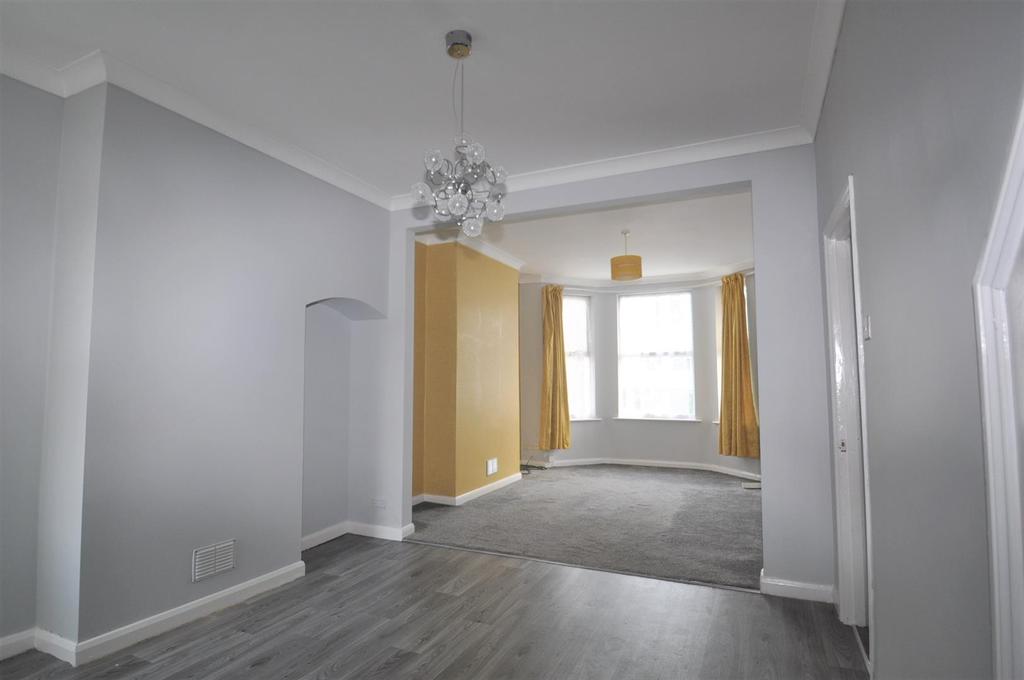 Dudley Road, Eastbourne 4 bed house £345,000